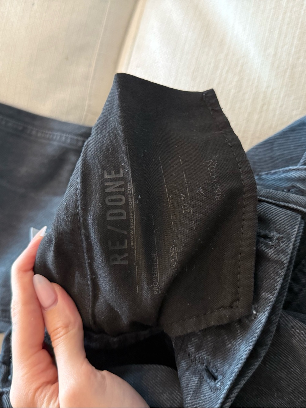Re/done Grey Ripped Jeans - Picture 10 of 10